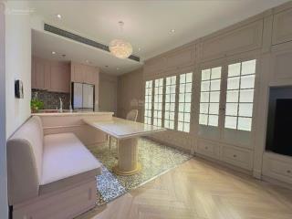 Cho thuê căn hộ 3pn sửa thành 2pn rộng đầy đủ nội thất the tresor quận 4