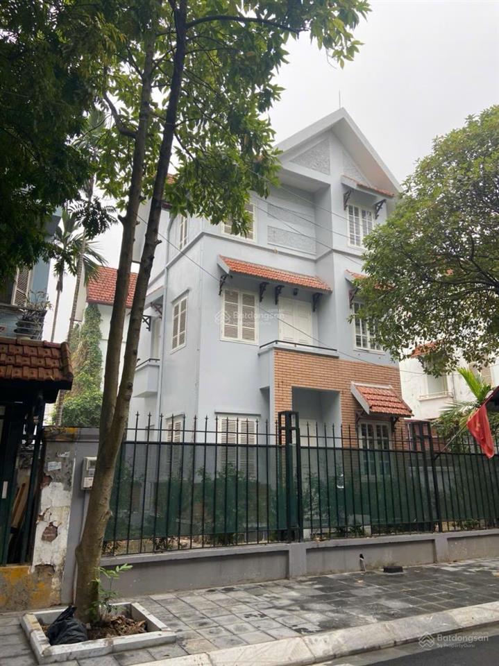 Bán gấp biệt thự trần kim xuyến, lão thành cách mạng, vip cầu giấy. kinh doanh đỉnh, dòng tiền