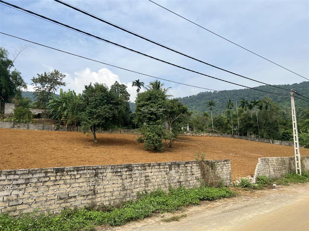 Bán lô đất số 1 trục ba vành suối mơ 1300m2, giá siêu tốt, mặt tiền rộng gần 30m