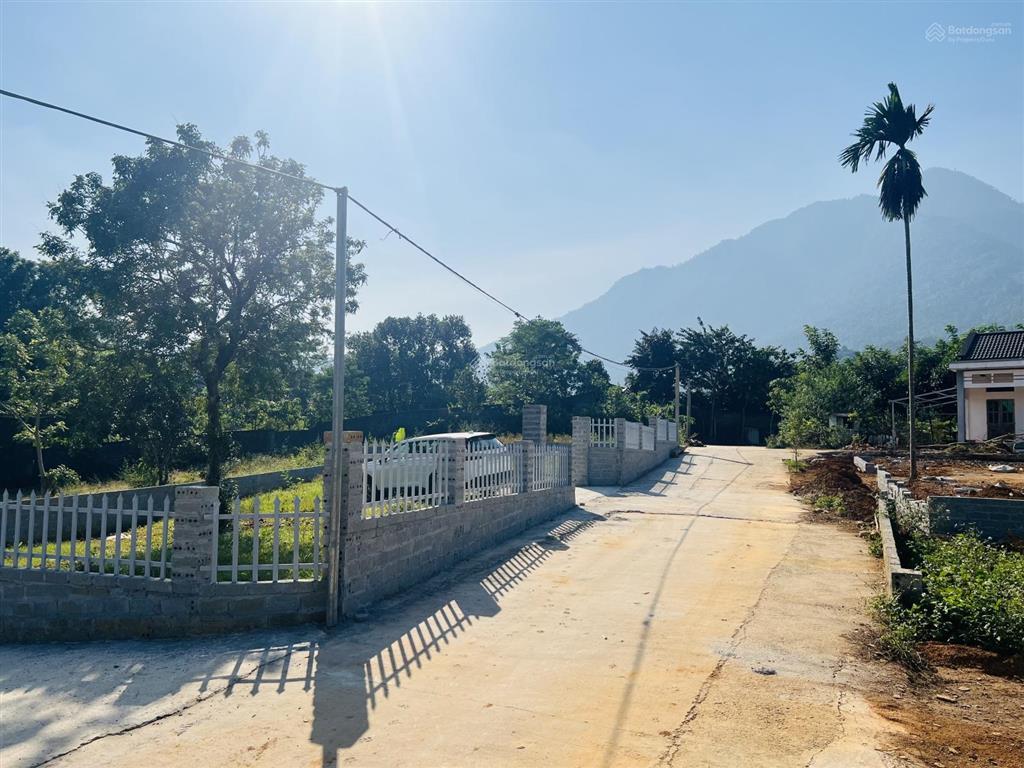 Lô góc vip 2 mặt tiền diện tích 328m2, giá tốt chỉ hơn 2 tỷ tại yên bài