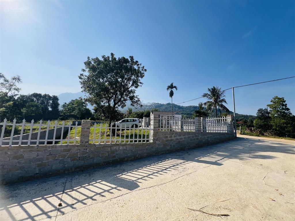 Lô góc vip 2 mặt tiền diện tích 328m2, giá tốt chỉ hơn 2 tỷ tại yên bài