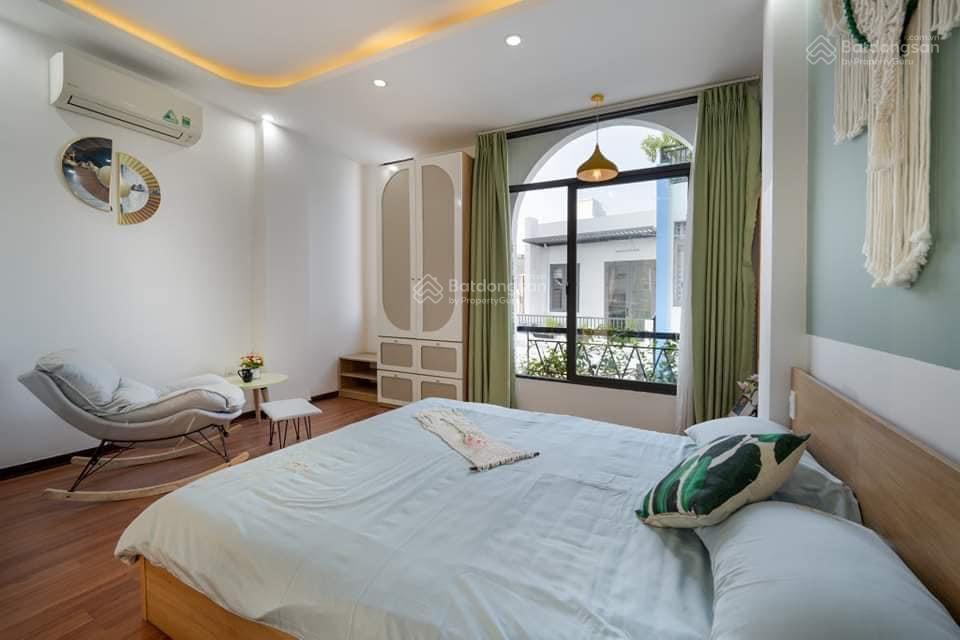 Nhà 4 tầng hoàng diệu  hải châu. nhà xây mới 100% full nội thất. chỉ việc vào ở