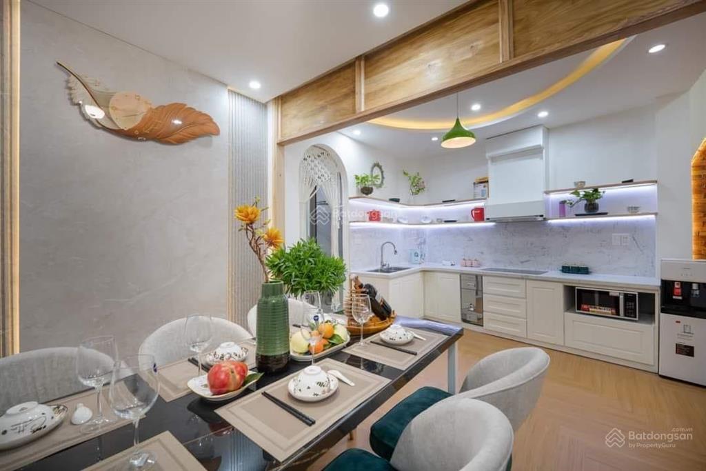 Nhà 4 tầng hoàng diệu  hải châu. nhà xây mới 100% full nội thất. chỉ việc vào ở