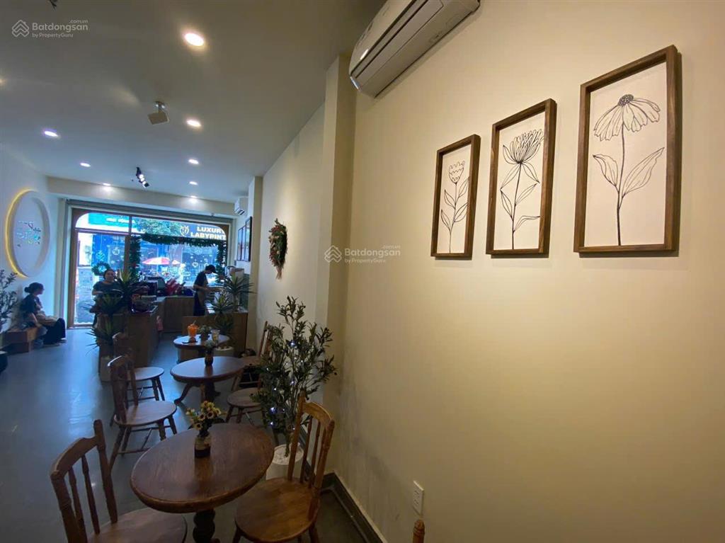 Bán nhà mặt tiền gò dầu, tân phú, giá 19.5tỷ, đang cho thuê tầng trệt