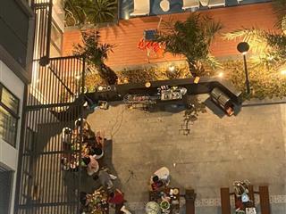 Chủ kẹt tiền cần bán gấp căn hộ 74m2  2pn 2wc view bể bơi cực đẹp  hãng cđt đã hết