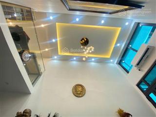 Bán gấp nhà c4 200m2, mặt tiền 10m xuân đỉnh ô tô ngõ nông, gần đại sứ quán hàn quốc giá 3,4 tỷ