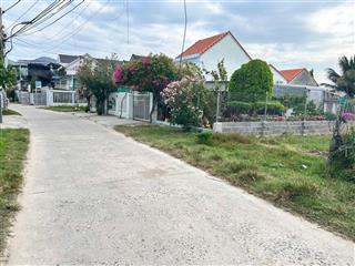 150m2 mặt đường dã tượng  biển dốc lết, đường to đẹp cách biển chỉ 500m