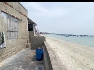 Bán căn nhà 92m2 trực diện biển dốc lết toàn bộ đất ở đô thị, giá chỉ 3,7 tỷ