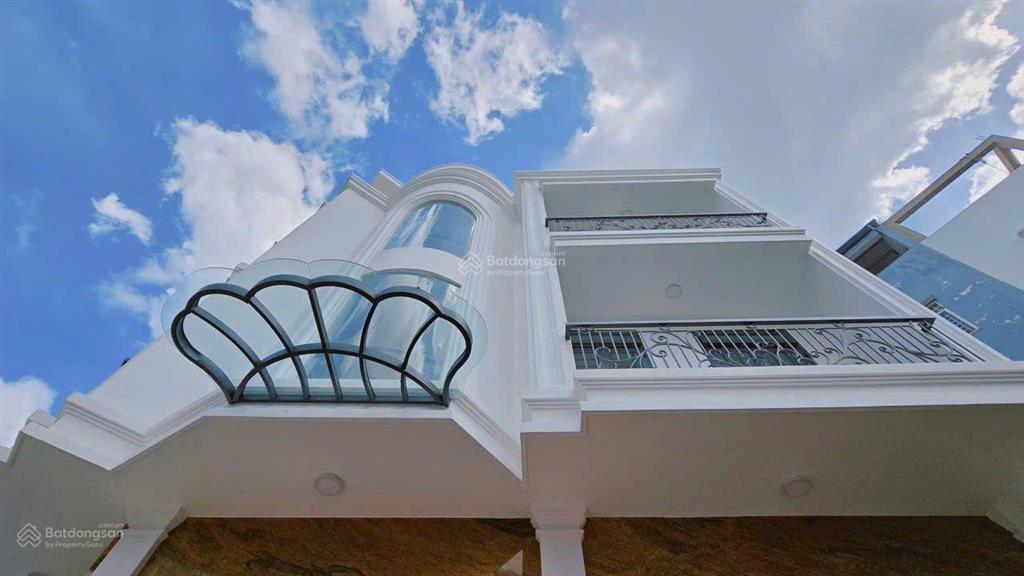 Bán biệt thự mini tại địa chỉ 688/57/50e lê đức thọ, p. 15. dt đất 151m2. giá 16.9 tỷ