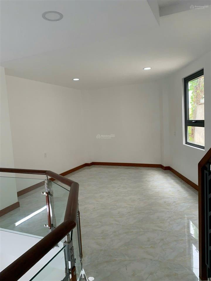 Bán nhà hẻm xe hơi đường số 20, phường 5, gò vấp. nhà xây mới, có 4 phòng ngủ. giá 7,55 tỷ