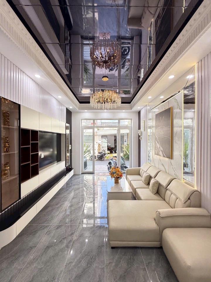 Bán nhà 1T3L đúc, FULL NỘI THẤT - MẶT TIỀN. Vừa ở vừa KDoanh, VPCTy, Spa,…