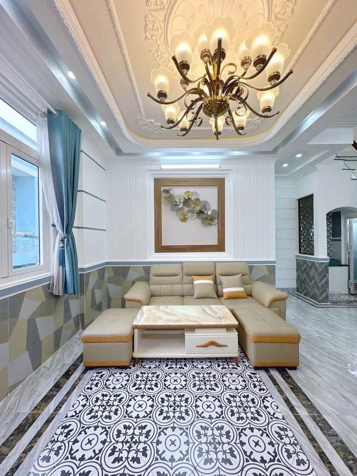 BÁN NHÀ 1T3L đúc, GÓC 2MT + Trục Chính Hẻm. Có luôn chổ để ÔTÔ trong nhà