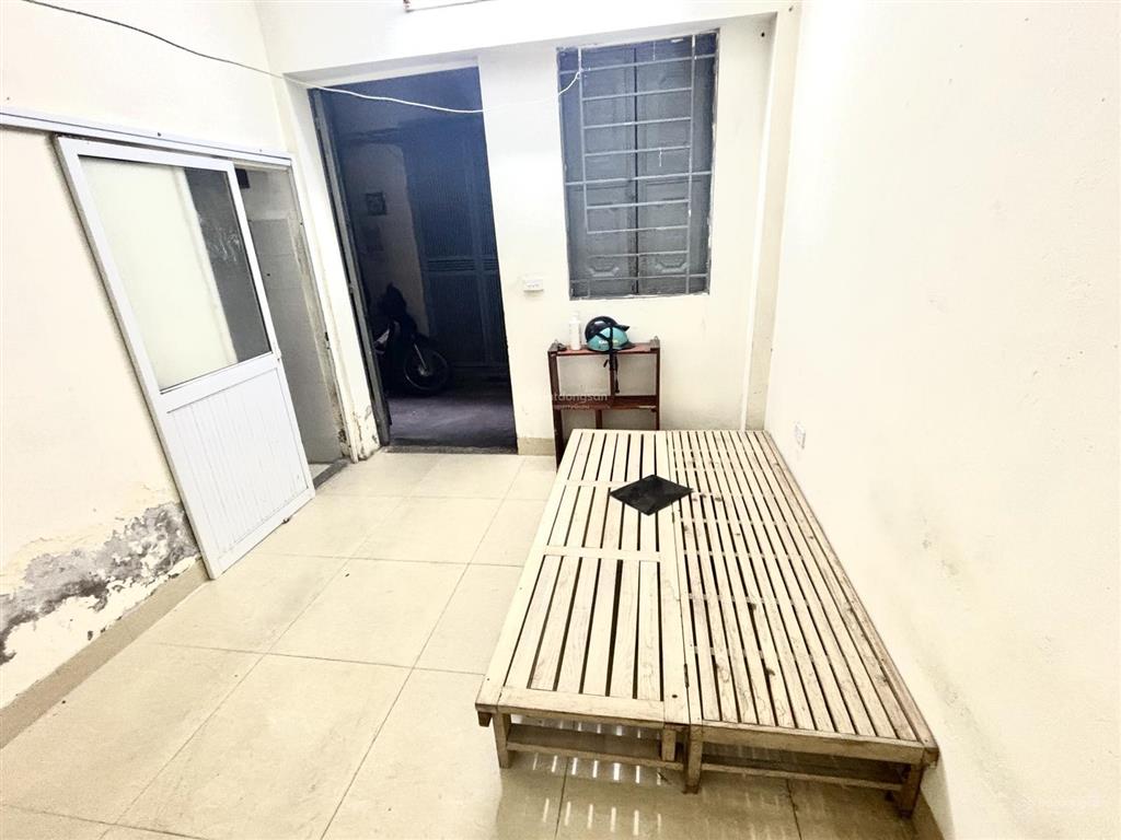 Chính chủ cần bán nhà 4 tầng đống đanhỉnh 4 tỷmặt tiền 4mngõ thôngsổ đỏtrước nhà sh quay đầu