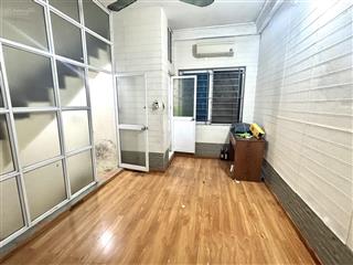 Chính chủ cần bán nhà 4 tầng đống đanhỉnh 4 tỷmặt tiền 4mngõ thôngsổ đỏtrước nhà sh quay đầu