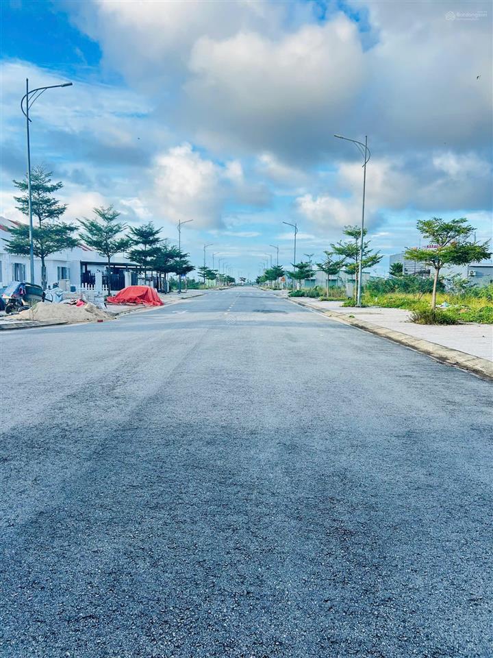 Vịnh an hoà  cl71  hướng tây bắc  đường 10m5 đối diện trường học cấp 3 nguyễn huệ