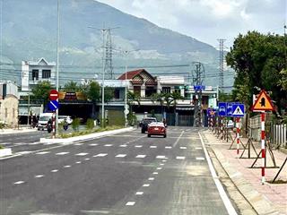 Bán lô đất đẹp gần đường chính d30 vài căn, sổ hồng trao tay