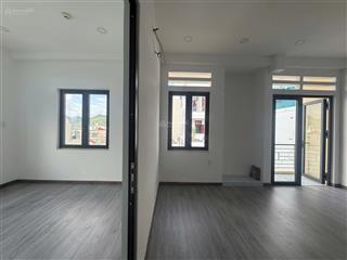 Bán căn hộ chung cư chợ đầm  tttp 2 phòng ngủ gần biển, chợ, trường học