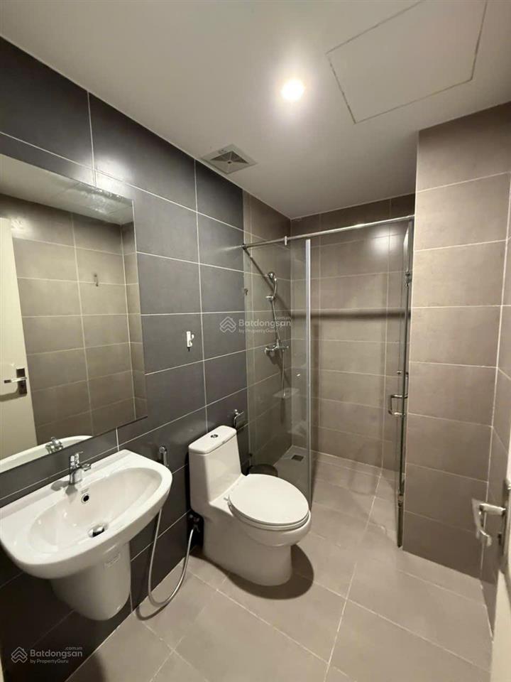 Bán căn hộ biển dqua 3 phòng ngủ 2wc view biển có sổ hồng, ngay tttp