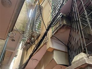 Bán nhà riêng đường láng, 3,95 tỷ, 20m2, 4 tầng, 3pn, 3wc, đống đa, hà nội