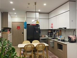 Chính chủ bán gấp 3pn, 2wc, 81m2, full đồ giá 5,685 tỷ bao phí tại the sakura  vinhomes smart city