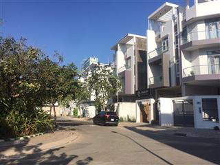 Bán gấp nhà phố thương mại đường số 1 kdc dương hồng