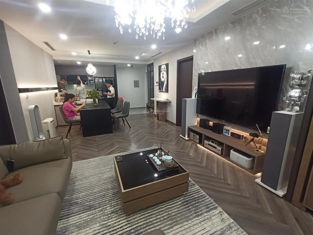 Bán ch 3n/2wc, dt 85m2, giá 4.5 tỷ, full nt tại tòa b2 hđmb, dự án green park, hoàng mai, hà nội