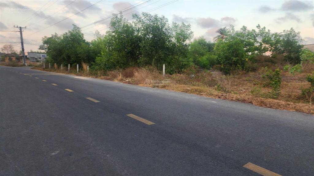 Bán đất mặt tiền ngô tất tố cách biển cam bình 1km giá tốt nhất tuyến đường