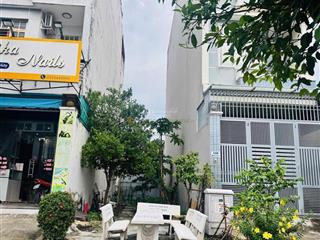 Cần bán lô đất mặt tiền tiện xậy văn phòng , nhà ở , mtkd thương hiệu trần lựu giá chỉ 260 tr/ m2