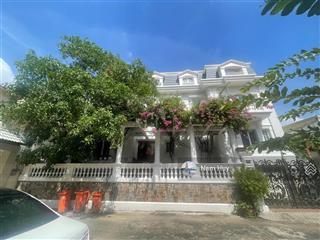 Biệt thự trệt+3 lầu khu compound fideco thảo điền, quận 2, dt 333m2 (18x20m), nội thất cao cấp