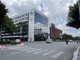 Trục tân kỳ tân quý kế aeon mall 5 tầng  5phòng 6wc có thể làm 7phòng  thu 30 triệu