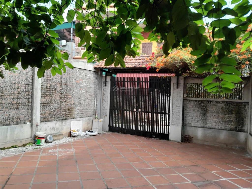 Bán đất tặng nhà biệt thự vườn đa tốn 210m2 x 3t, gara ô tô, 16,5 tỷ