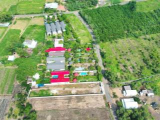 Bán đất xã đất đỏ  tp hồ chí minh khu toàn nhà vườn biệt thự dt 987m2 ~ 1000m2  sẵn 200 thổ cư