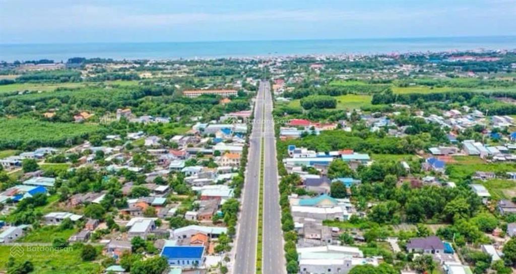 Mặt tiền trục chính tỉnh lộ 44a (võ thị sáu) cách biển phước hải chỉ 1.5km đất đỏ brvt dt 18x44