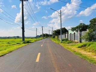 Đất mặt tiền nhựa lê thánh tông  trung tâm thị trấn đất đỏ  brvt (nay là xã đất đỏ  tp hcm)