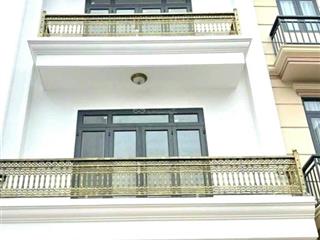Cần cho thuê nhà hxt 20/2a yên thế, p. 2, q. tân bình