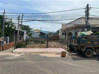 Bán lô góc  2 mặt tiền đường hiền vương  p thanh hải  tp phan thiết. mt kinh doanh, trục chính
