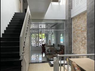 Bán nhà lầu mặt tiền kinh doanh  kdc hùng vương  tp phan thiết