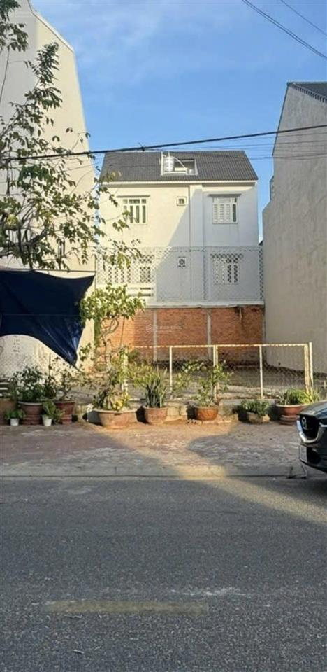 Bán lô đất mặt tiền đường hùng vương  phường phú thuỷ  phan thiết. trục chính kd, gần viettel