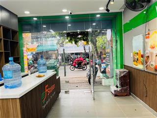 Bán gấp nhà mặt tiền đường lý phục man, quận 7, 4 lầu, 116m2 chỉ 18,7 tỷ