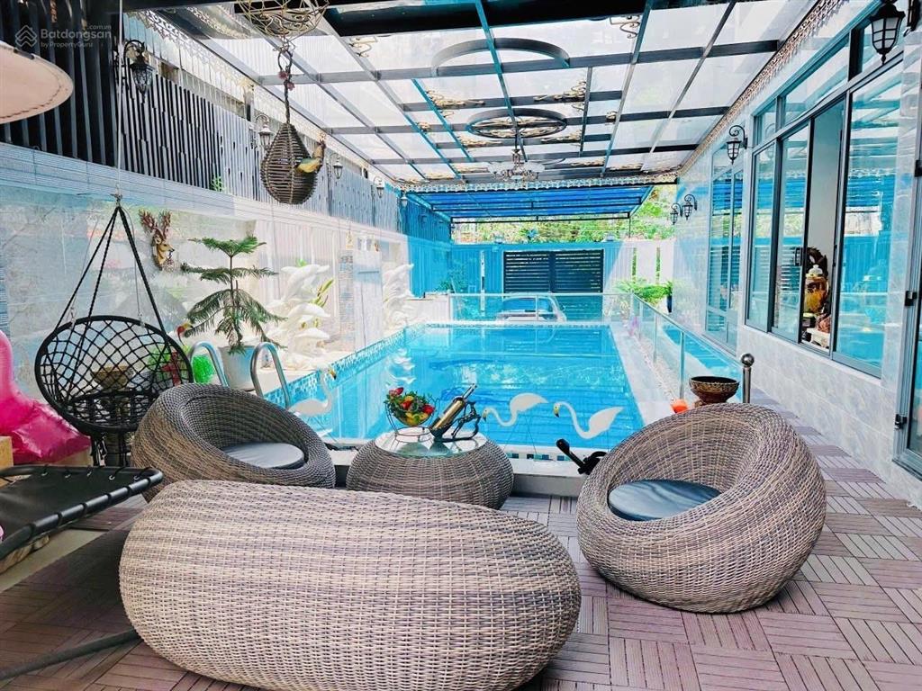 Bán biệt thự 3 lầu, hồ bơi , 380m2 thảo điền q2 chỉ 105 tỷ