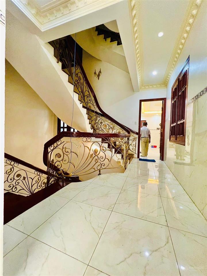 Bán biệt thự mặt tiền, bình tân, 6 lầu, 278m2, 7pn, chỉ 34,99 tỷ