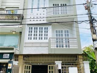 Bán nhà mặt tiền kdc quận 7, 80m2 , hầm, 3 lầu, sân thượng chỉ 12,8 tỷ