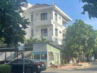 Biệt thự lô gốc 3 mặt tiền, kdc lê thành,3 lầu, ngang 10,4m , an lạc, bình tân chỉ 18,8 tỷ