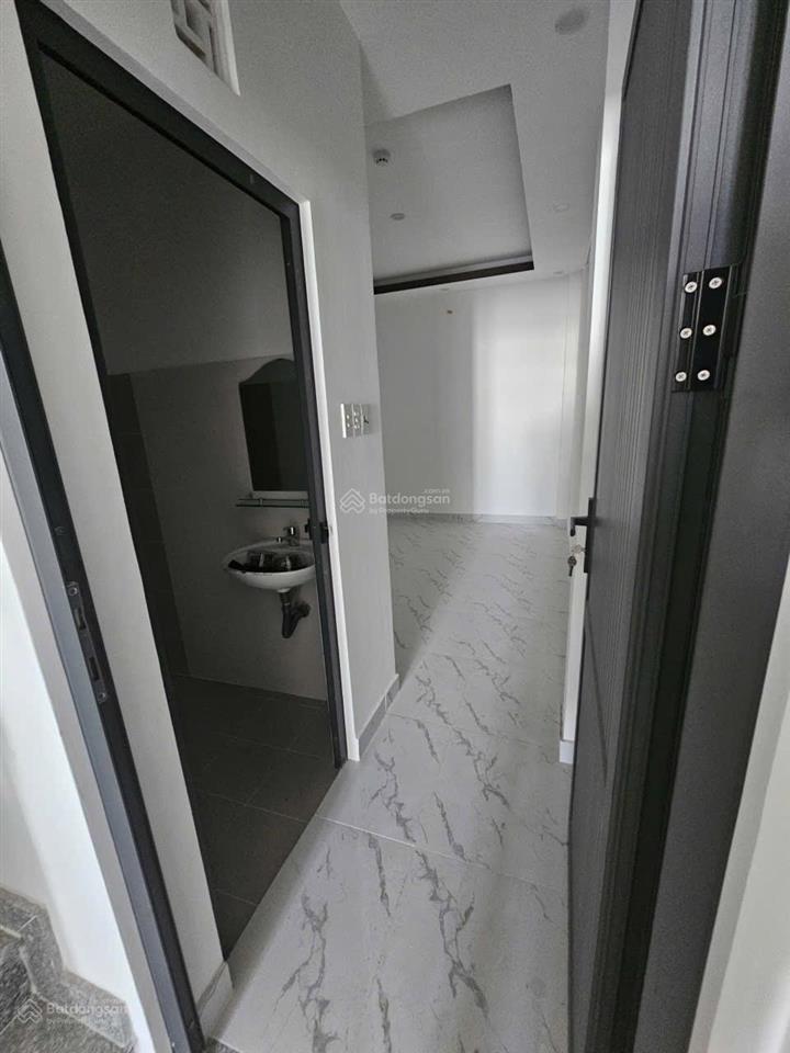 Bán nhà 5 lầu 13 phòng, 148m2, ngang 8m, phường 5 q8 chỉ 12,9 tỷ