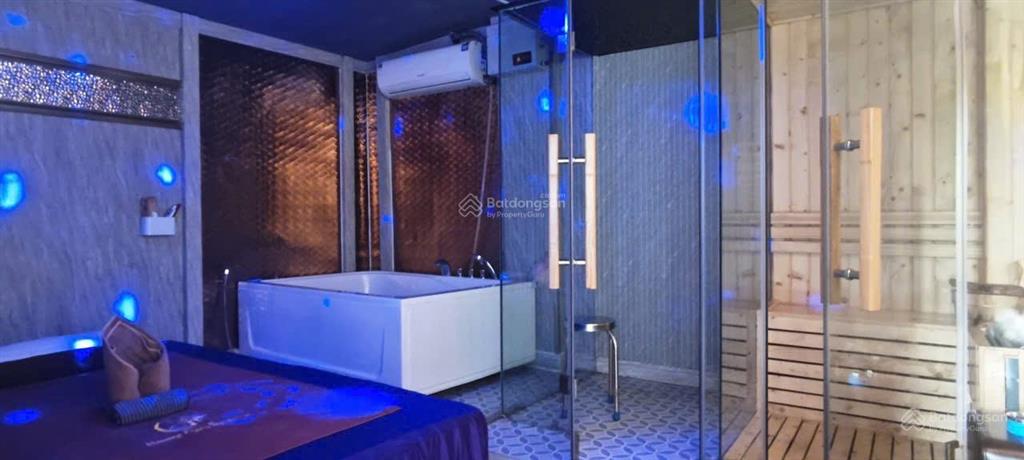 Bán nhà mặt tiền đường hoang quốc việt q7, 3 lầu 209m2 , ngang 6m chỉ 23,6 tỷ