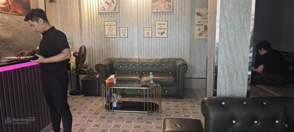 Bán nhà mặt tiền đường hoang quốc việt q7, 3 lầu 209m2 , ngang 6m chỉ 23,6 tỷ