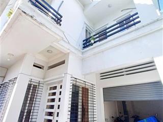 Bán biệt thự wew công viên quận 7 , 3 lầu , ngang 10m vừa giảm 4 tỷ chỉ còn 16 tỷ