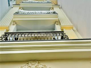 Bán nhà mặt tiền đường, phường 3 quận 8, 5 lầu, 15 phòng, dt 150m2 chỉ 35,8 tỷ