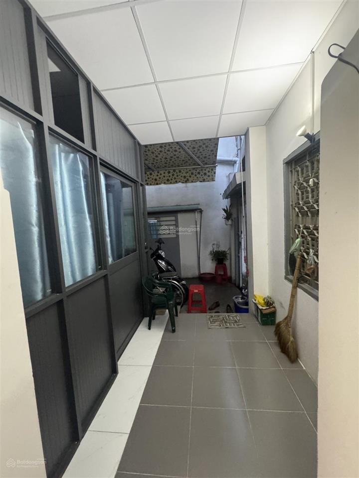 Bán nhà hai mặt tiền quận 8, 180m2 , ngang 6,5 , 2 lầu chỉ 19 tỷ