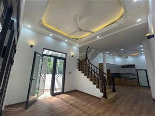 Nhà phân lô quân đội ôtô qua cửa, 65m2, lô góc 3 mặt thoáng khu ngã tư sở, thanh xuân. nhỉnh 11 tỷ